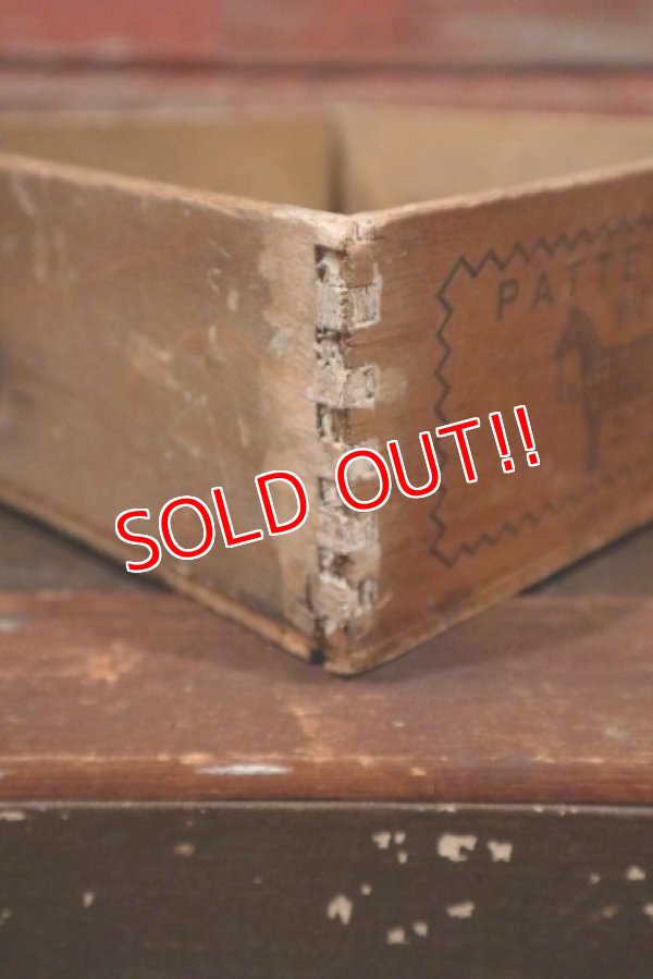 画像6: dp-210401-08 Vintage Cigar Wood Box