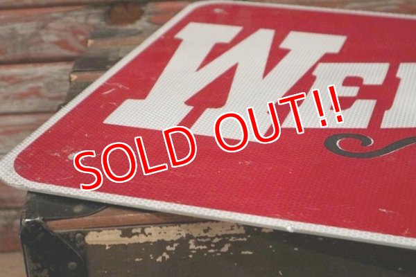 画像4: dp-210401-60 WENDY'S Road Sign