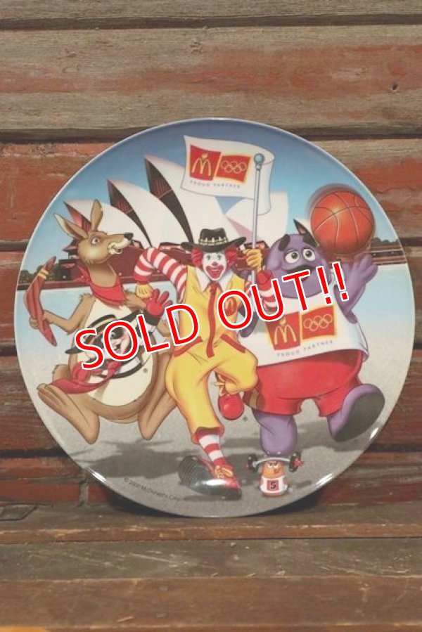 画像1: ct-210401-30 McDonald's / 2000 Collectors Plate "Beach Volleyball"