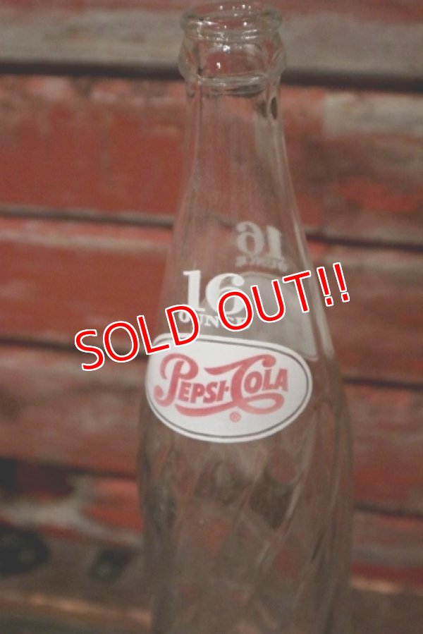 画像2: dp-210301-97 PEPSI COLA / 1960's 16 FL.OZ. Bottle