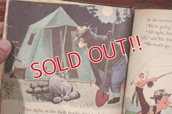 画像4: ct-210401-48 Smokey Bear / 1950's LITTLE GOLDN BOOK