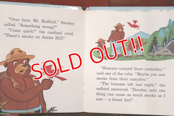 画像4: ct-210401-46 Smokey Bear / WHITMAN 1971 Saves the Forest Picture Book