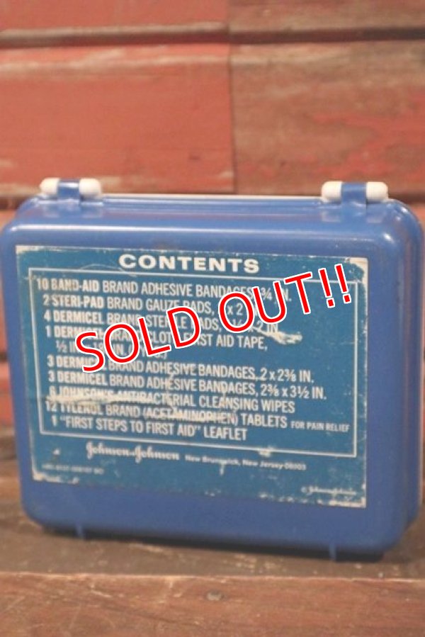画像8: dp-210401-78 Johnson & Johnson / Compact FIRST AID KIT Box