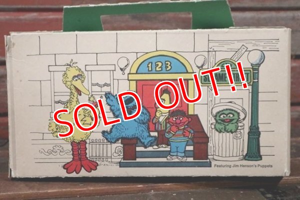 画像4: ct-210401-81 SESAME STREET / 1973 Paper Carry Box