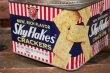 画像3: dp-210501-04 San Biscuits Inc. / 1980's〜Sky Flakes Crackers Tin Can