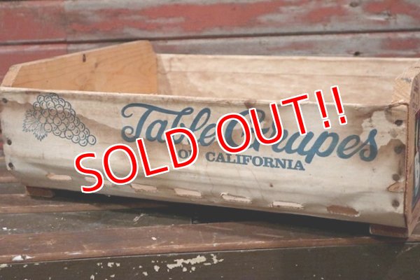 画像4: dp-210401-13 BALLANTINE Table Grapes / Vintage Wood Box