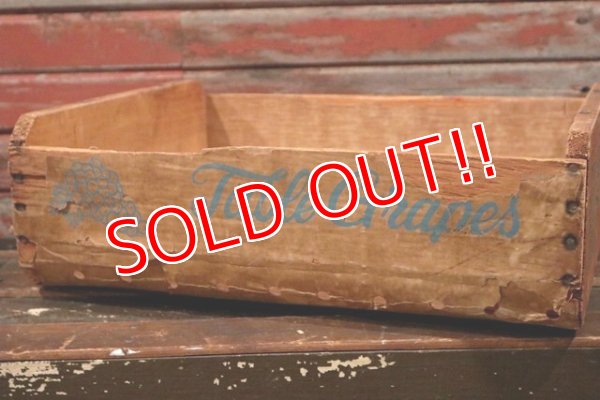 画像4: dp-210401-12 Lovell Table Grapes / Vintage Wood Box