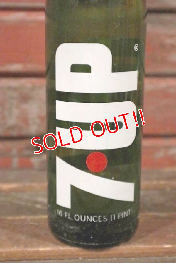 画像3: dp-210301-77 7up / 1970's 16 FL.OZ Bottle (Unopened)