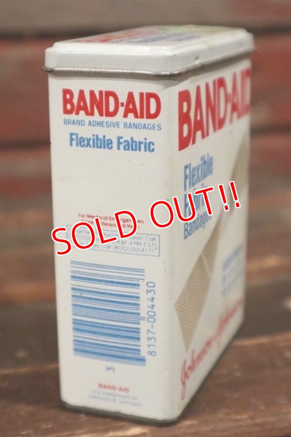 画像3: dp-210501-32 Johnson & Johnson BAND-AID / Vintage Tin Can