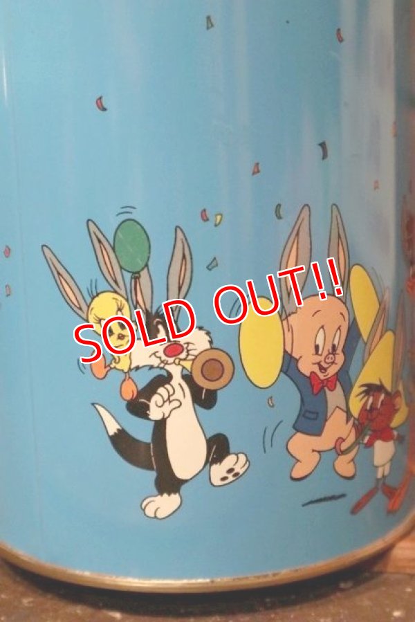 画像4: ct-210701-44 Happy Birthday Bugs / 1990's BRACH'S Tin Can