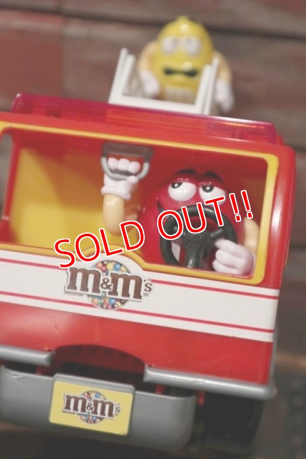画像2: ct-210701-109 Mars / m&m's 2011 Fire Truck Candy Dispenser