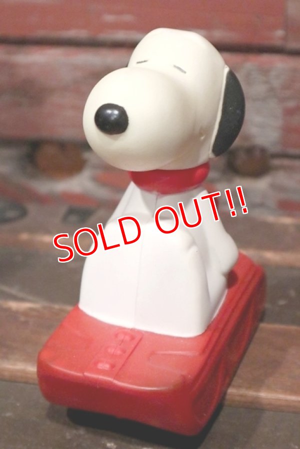 画像3: ct-210701-30 Snoopy / AVON 1970's Snow Flyer Bubble Bath Bottle (Box)