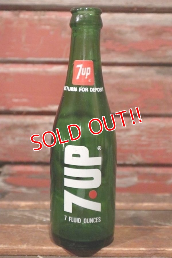 画像2: dp-210801-06 7up / 1970's 7 FL.OZ.Bottle (B)