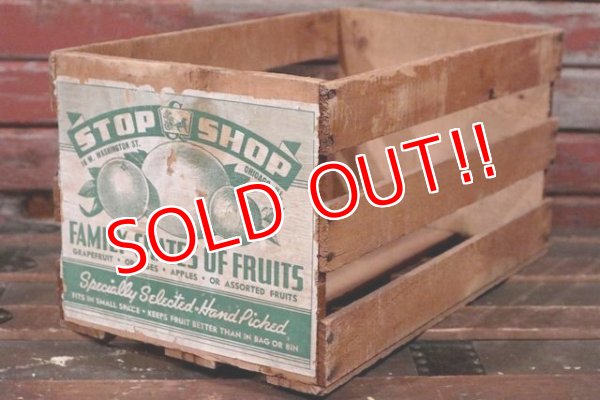 画像1: dp-210601-08 FAMILY CRATES OF FRUITS / Vintage Wood Box