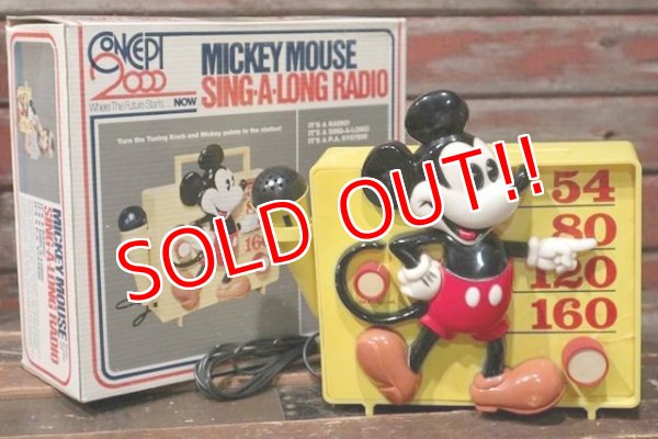 画像1: ct-210801-44 Mickey Mouse / Concept 2000 Model Number 459 Sing-A-Long Radio