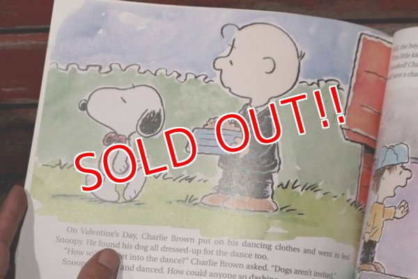 画像7: ct-210701-88 A Charlie Brown Valentine / 2002 Picture Book