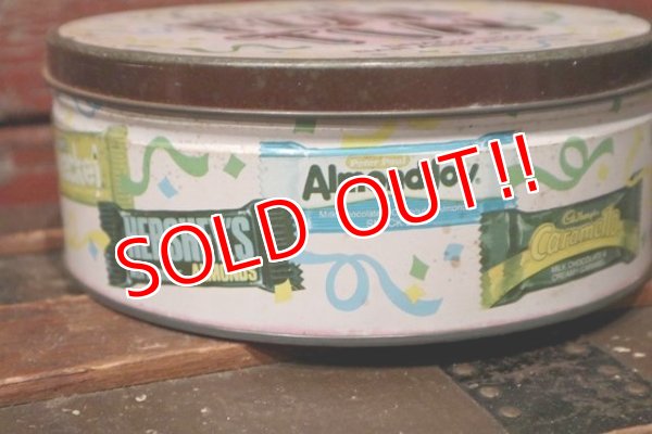 画像4: dp-210801-14 HERSHEY'S FUN TIN / 1980's〜 Metal Can