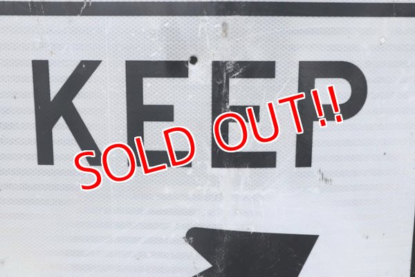 画像2: dp-210801-34 Road Sign "KEEP RIGHT"