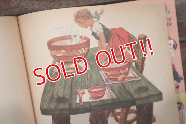 画像6: ct-210901-43 a Little Golden Book / 1940's "The Three Bears" Picture Book