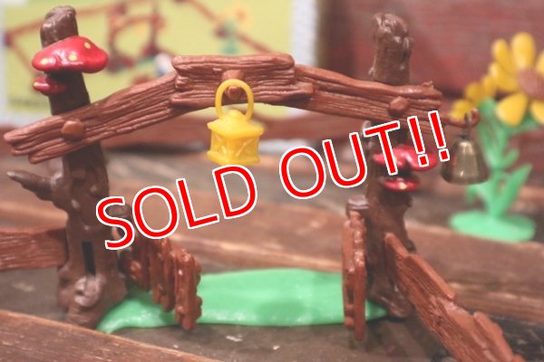 画像5: ct-201101-54 Super Smurf / Garden #40620