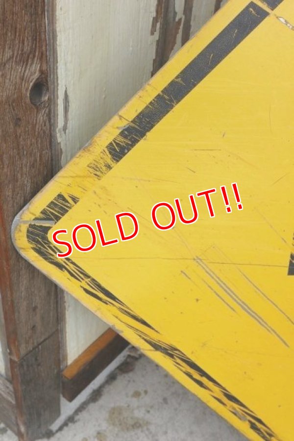 画像4: dp-210801-34 Road Sign / WATCH FOR EMERGENCY VEHICLE