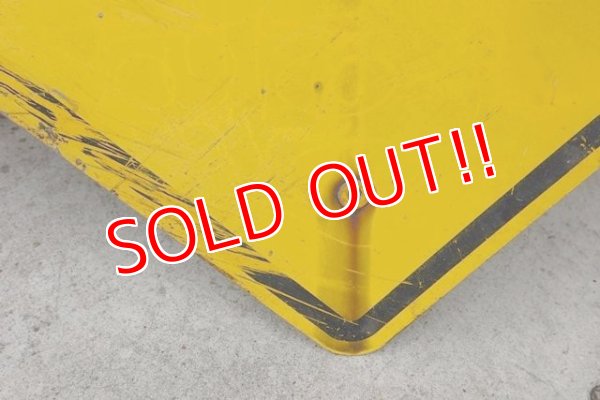 画像5: dp-210801-34 Road Sign / WATCH FOR EMERGENCY VEHICLE