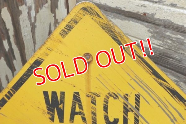 画像2: dp-210801-34 Road Sign / WATCH FOR EMERGENCY VEHICLE