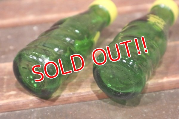 画像6: dp-211110-11 Squirt / 1960's Salt & Pepper Shaker