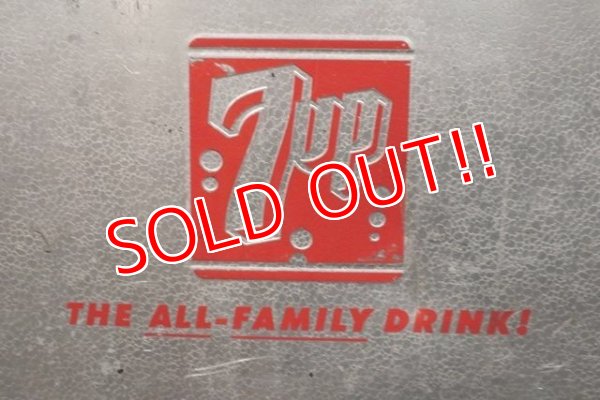 画像2: dp-211110-36 7up / 〜1970's Cooler Box