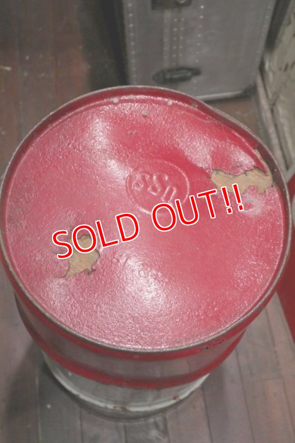 画像10: dp-211110-57 Mobil / 1960's〜 16 U.S.GALLONS Oil Can