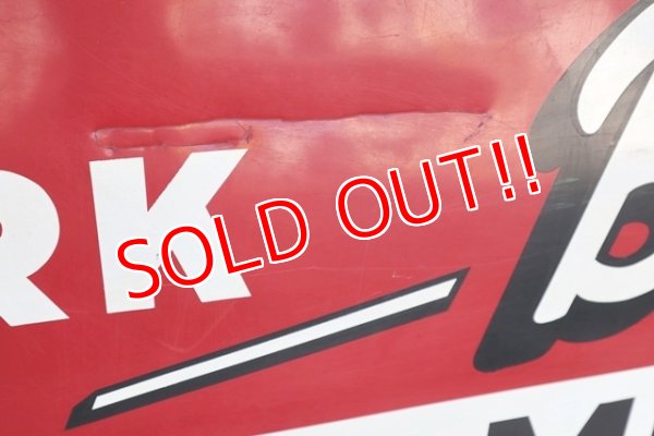 画像8: dp-211201-03 OSHKOSH / 1940's Huge Advertising Sign