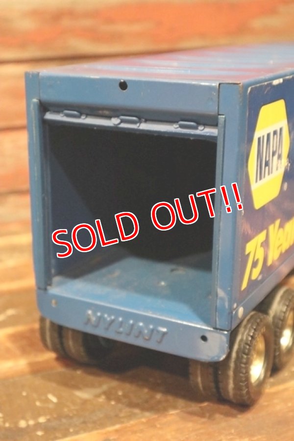 画像8: dp-211201-27 NAPA / NYLINT 1999 NAPA 75Year's of Excellence Trailer Truck Toy