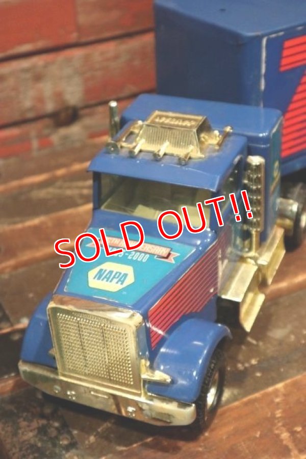 画像2: dp-211201-27 NAPA / NYLINT 1999 NAPA 75Year's of Excellence Trailer Truck Toy