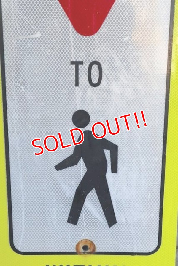 画像3: dp-211201-21 Road Sign "STATE LAW YIELD WITHIN CROSS WALK"