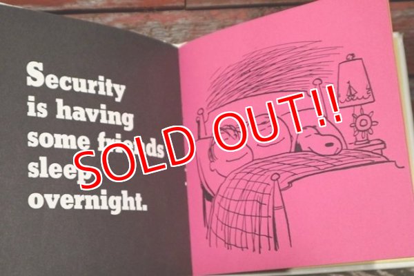 画像5: ct-211201-108 PEANUTS / SECURITY IS A THUMB AND A BLANKET 1970's Book