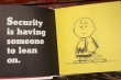 画像2: ct-211201-108 PEANUTS / SECURITY IS A THUMB AND A BLANKET 1970's Book