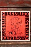 画像1: ct-211201-108 PEANUTS / SECURITY IS A THUMB AND A BLANKET 1970's Book