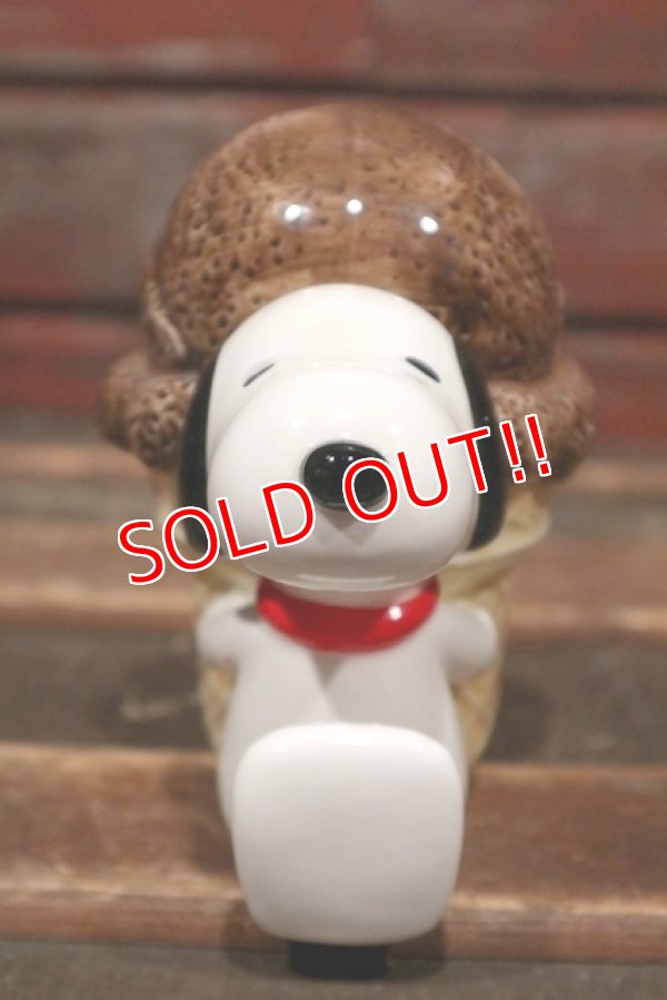 画像3: ct-220101-03 Snoopy / Determined 1982 Ice Cream Coin Bank