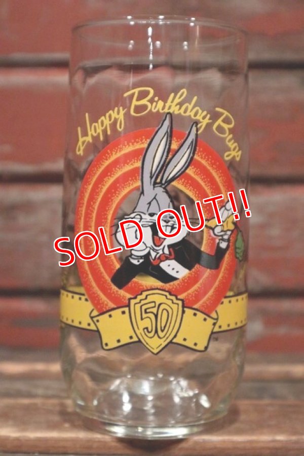 画像1: gs-200901-03 Bugs Bunny / 1990's "Happy Birthday Bugs!" Glass