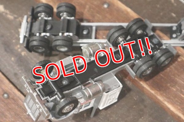 画像12: dp-220201-39 DUNKIN' DONUTS / 1995 Die Cast Trailer Truck Toy