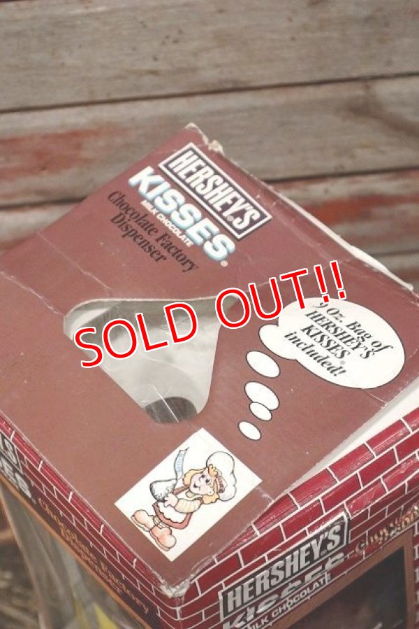 画像13: ct-220301-25 HERSHEY'S / KISSES MILK CHOCOLATE 1993 Chocolate Factory Dispenser