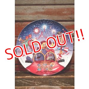 画像: ct-220301-05 McDonald's / 2002 Collectors Plate "Parade"