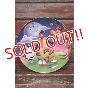 画像: ct-220301-05 McDonald's Collectors Plate / 1997 "Halloween"