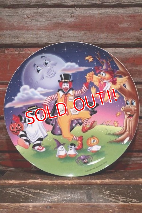 画像1: ct-220301-05 McDonald's Collectors Plate / 1997 "Halloween"