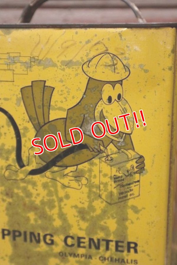 画像2: dp-220301-42 the YARD BIRD'S MOTOR OIL / Vintage 2 U.S. Gallons Can