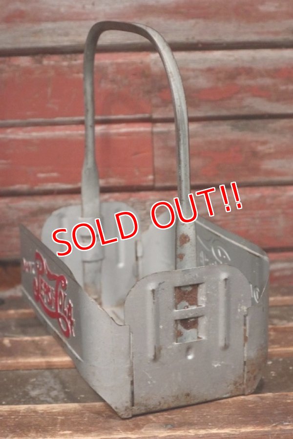 画像4: dp-220401-265 PEPSI / 1940's Metal Bottle Carrier