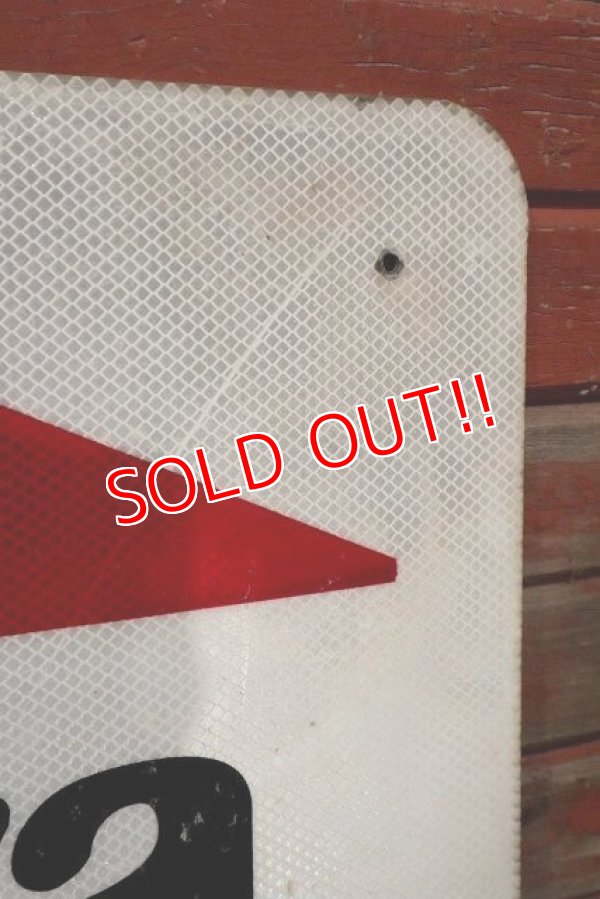 画像4: dp-220401-34 Pizza Hut / Road Sign