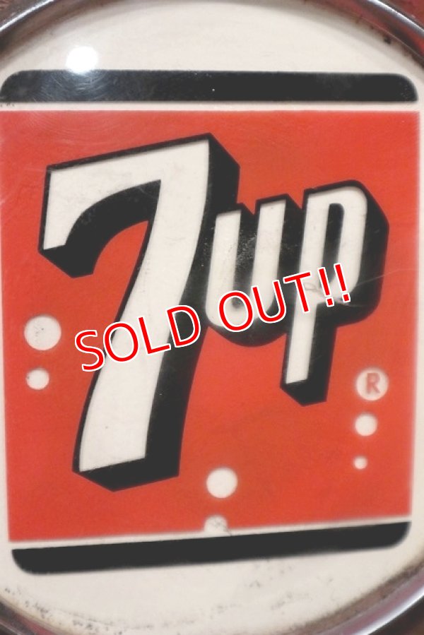 画像2: dp-220401-304 7up / 1950's〜 Round Sign