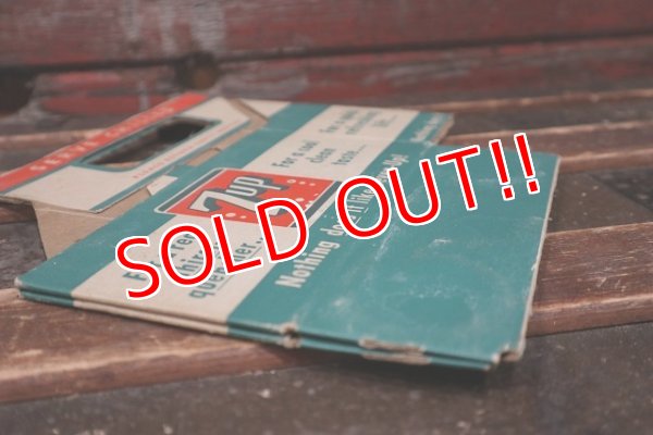 画像7: dp-220401-273 7up / 1950's Paper Bottle Carrier