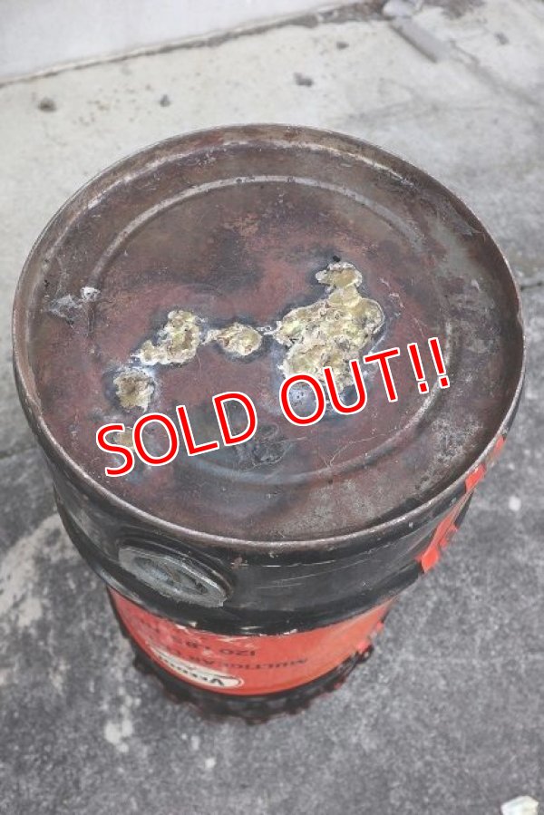 画像12: dp-220401-40 VEEDOL / 1950's-1960's 16 U.S.GALLONS CAN